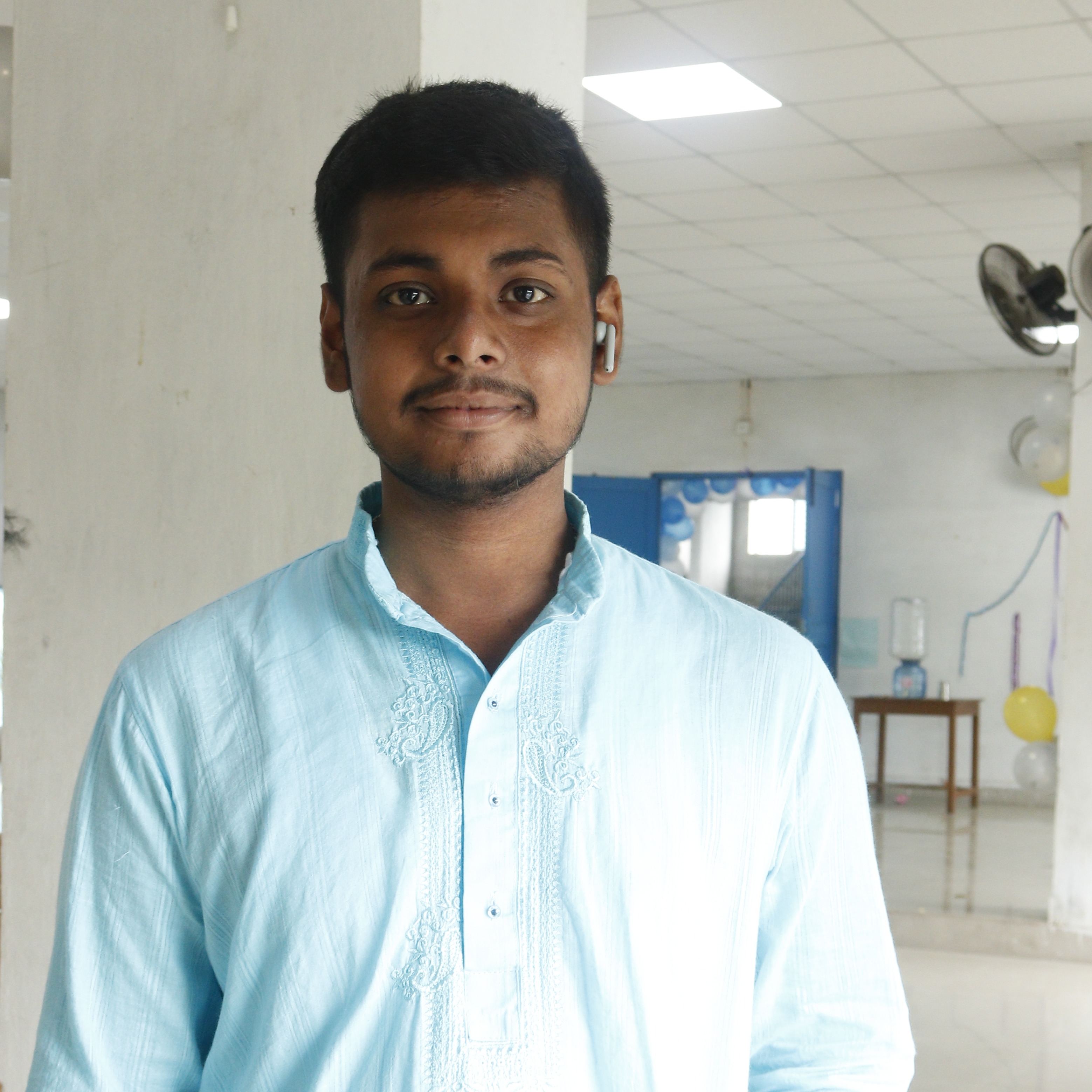 Akash bhar