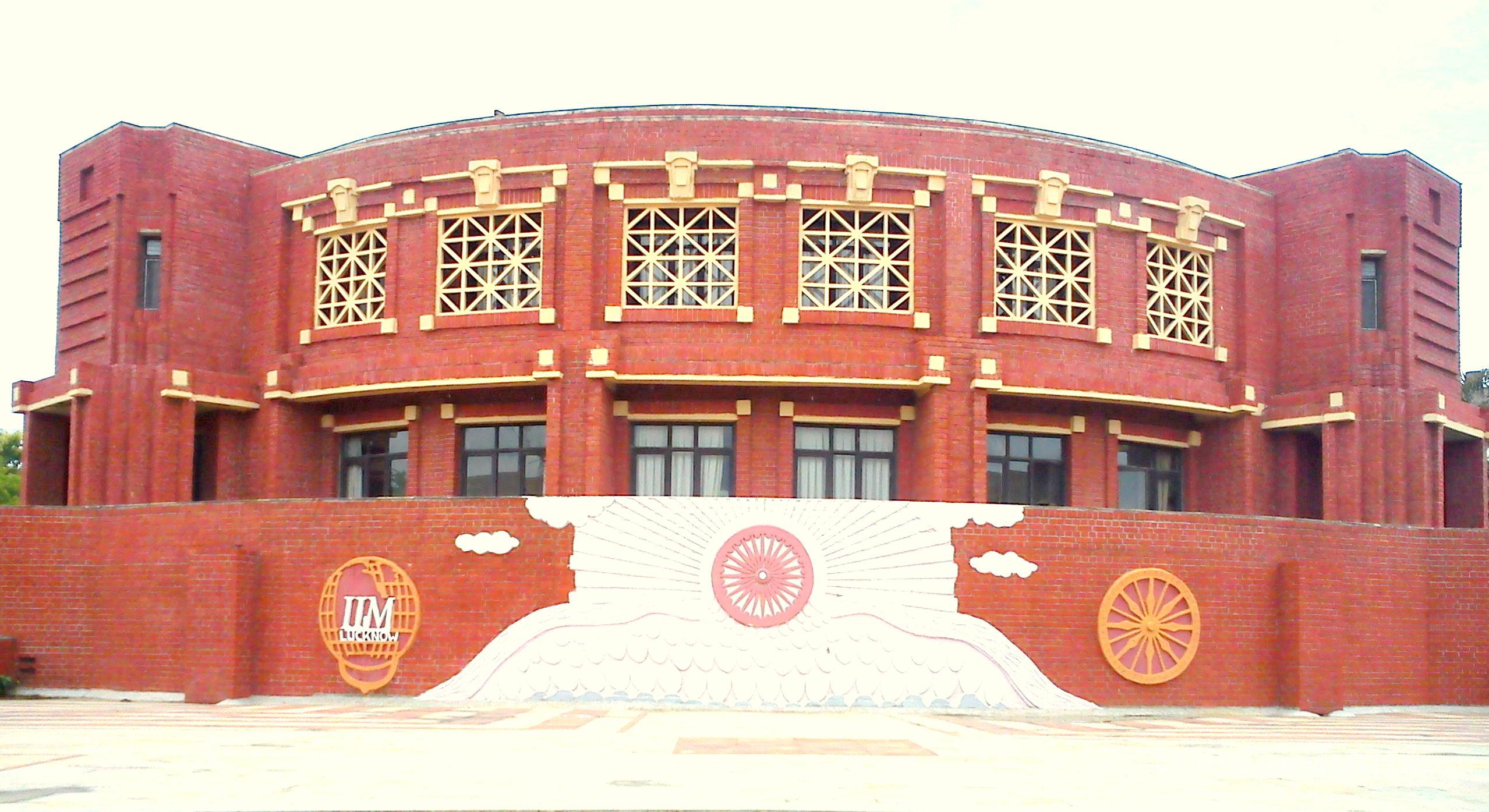 IIM Lucknow