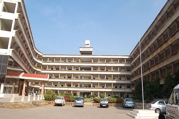 DPU Campus photo 2