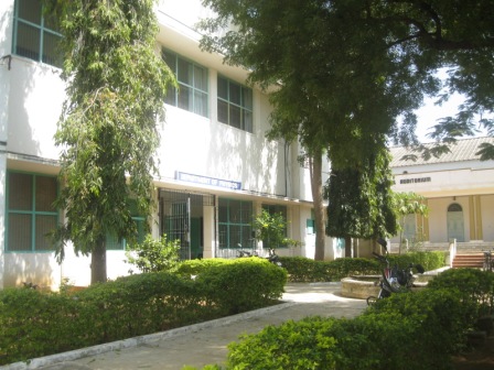 Islamiah College (Autonomous) Vaniyambadi Campus photo 1