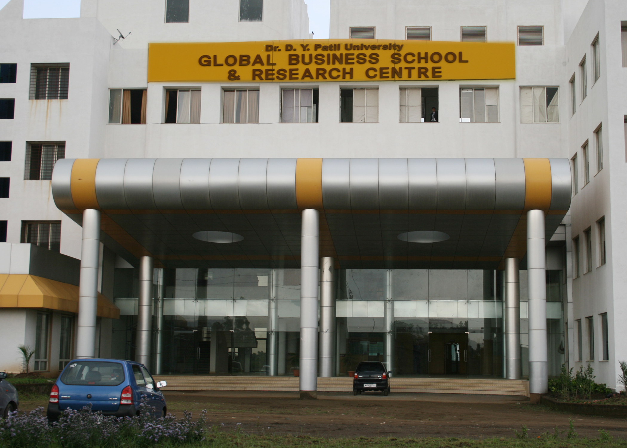 DPU Campus photo 7