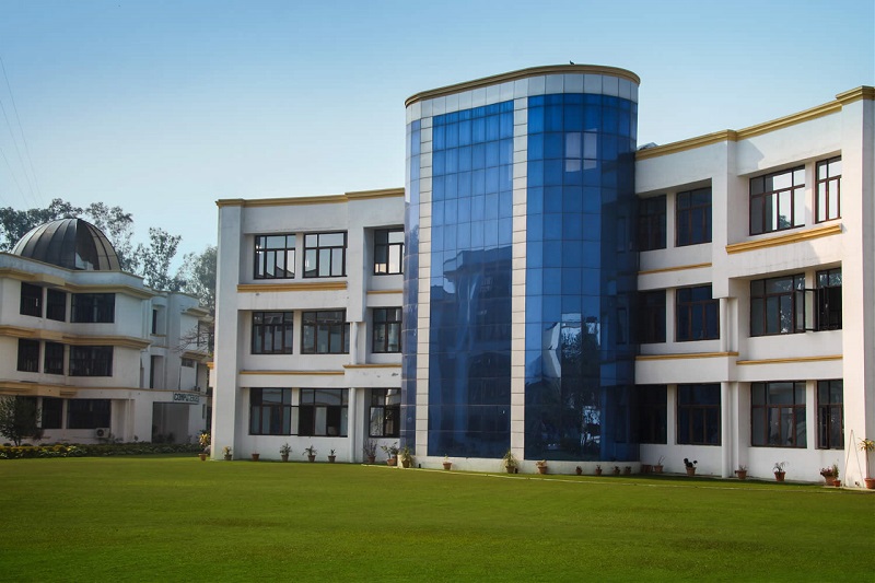 Invertis University Bareilly Campus photo 1