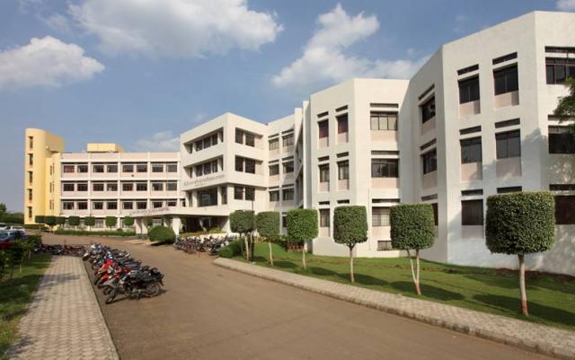 DPU-COL Pune Campus photo 1