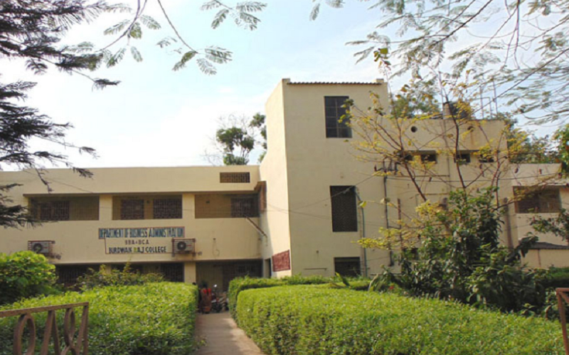 Burdwan Raj College Bardhaman Academic Building photo 2