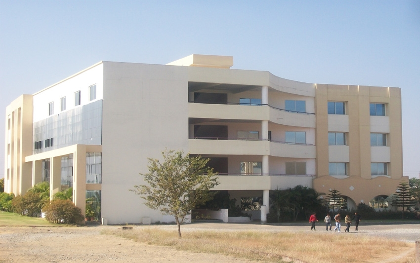 Sanghvi Innovative Academy Indore Building & Infrastructure photo 4