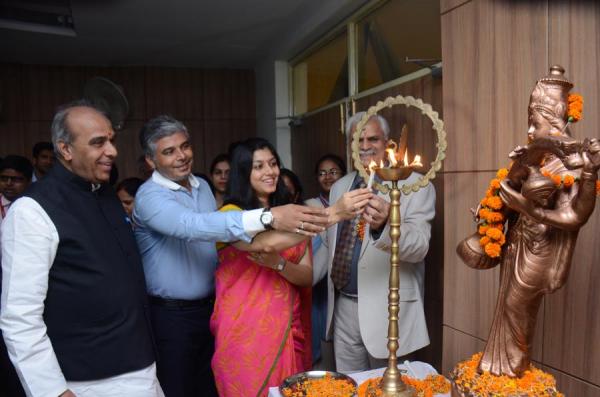 College of Engineering Sciences & Technology Lucknow Activities and Events photo 14