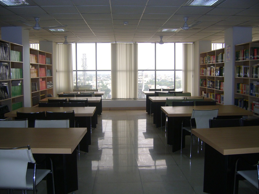 Amity Global Business School Indore Building photo 8