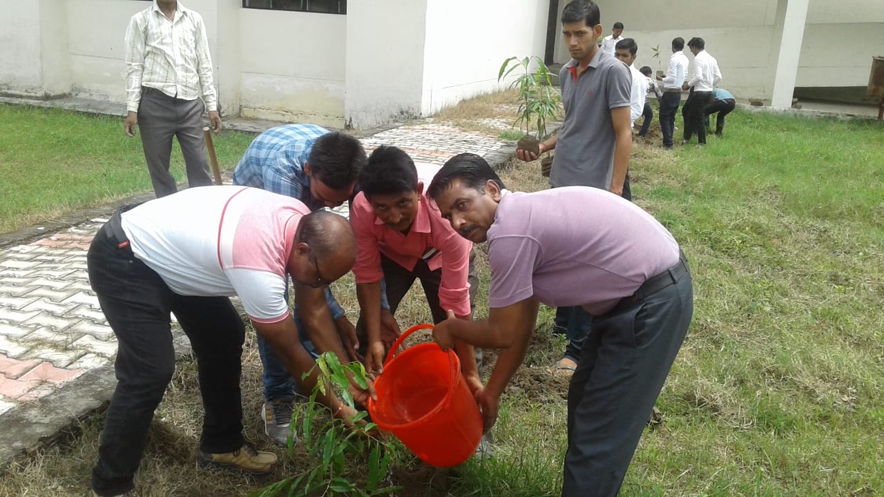 Government Polytechnic Puranpur Pilibhit Events And Activities photo 4