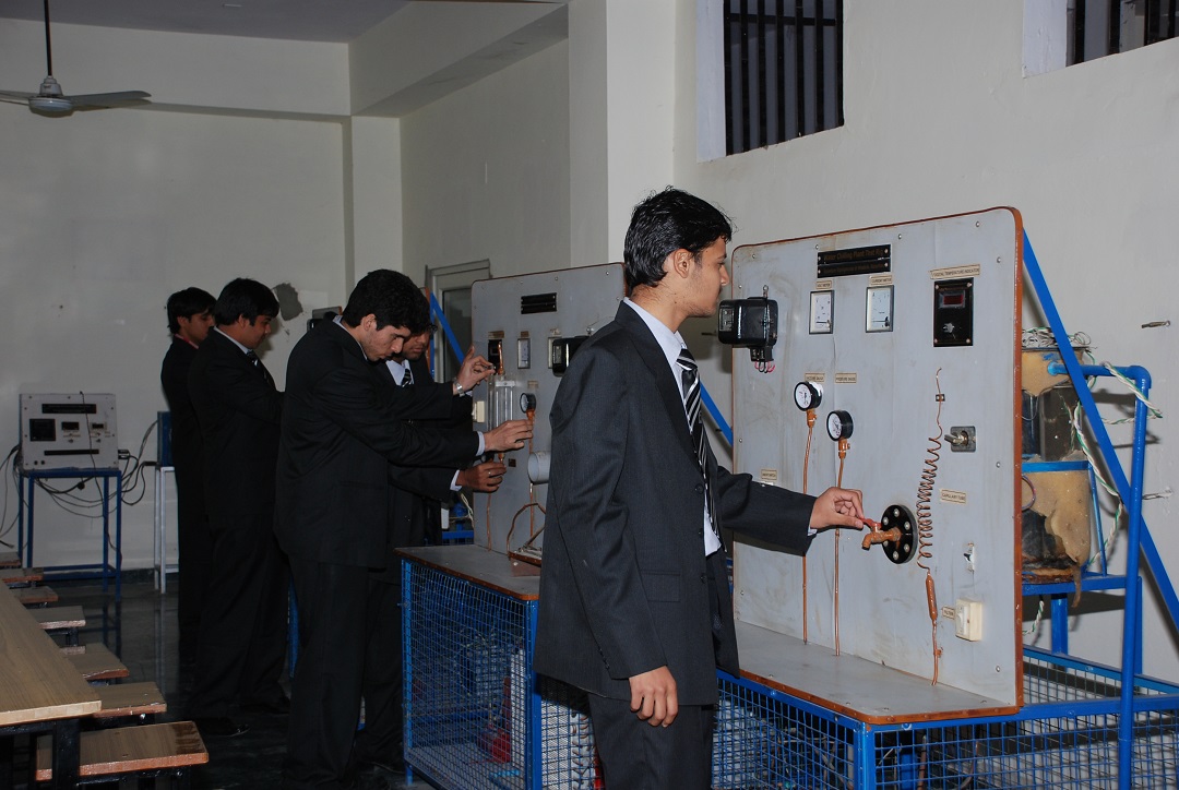 DCE Gurgaon Infrastructure photo 4