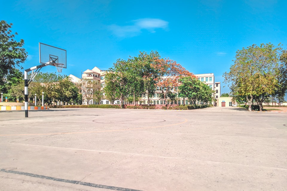 DCE Gurgaon Infrastructure photo 13