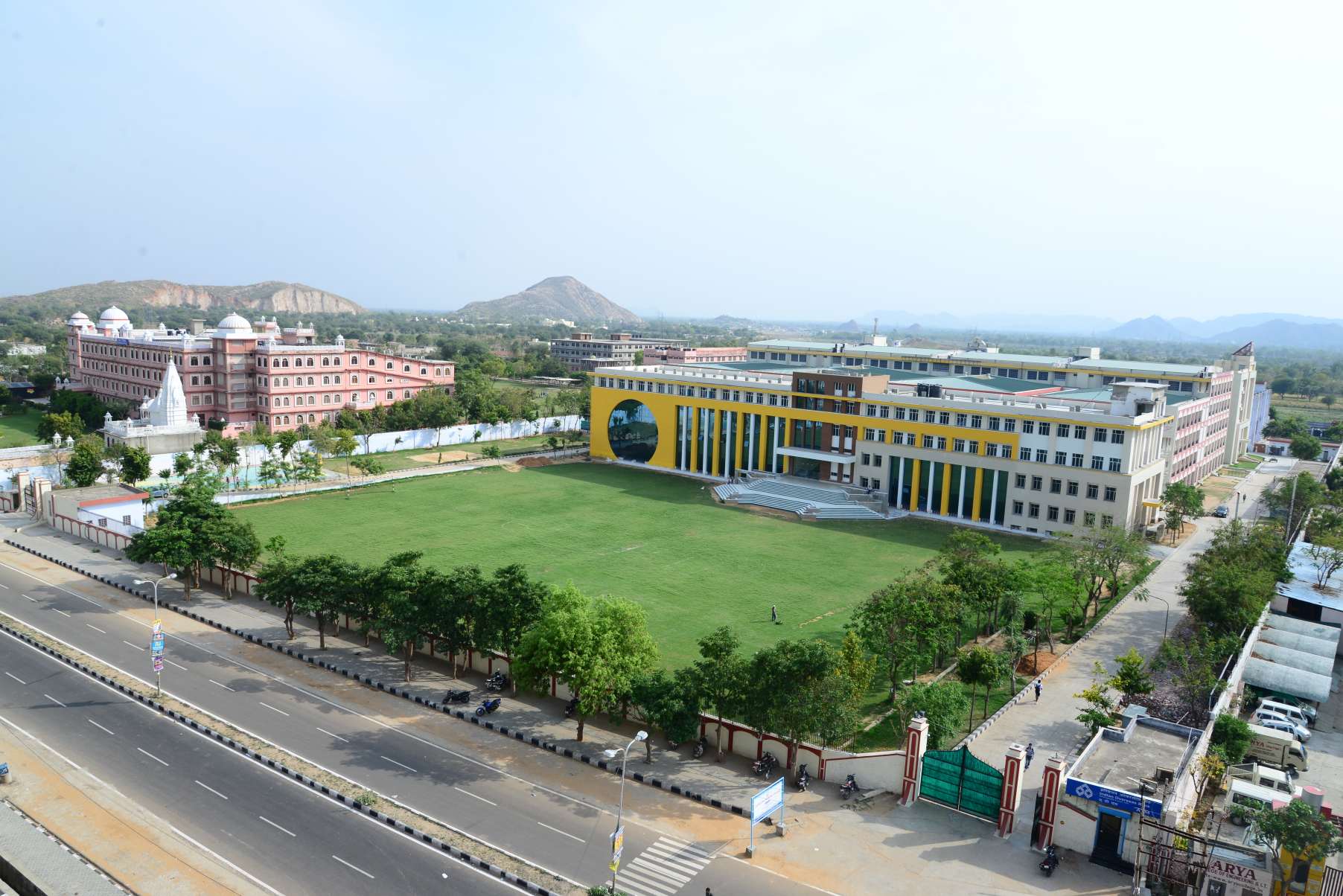 JEC Kukas Academic Building photo 6