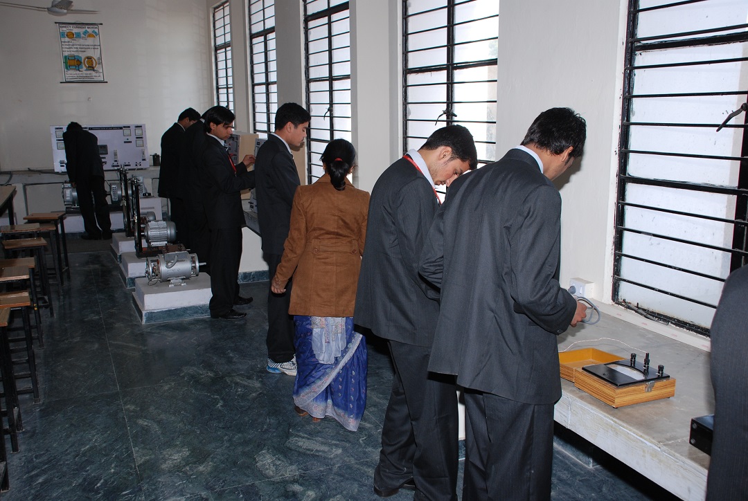 DCE Gurgaon Infrastructure photo 22