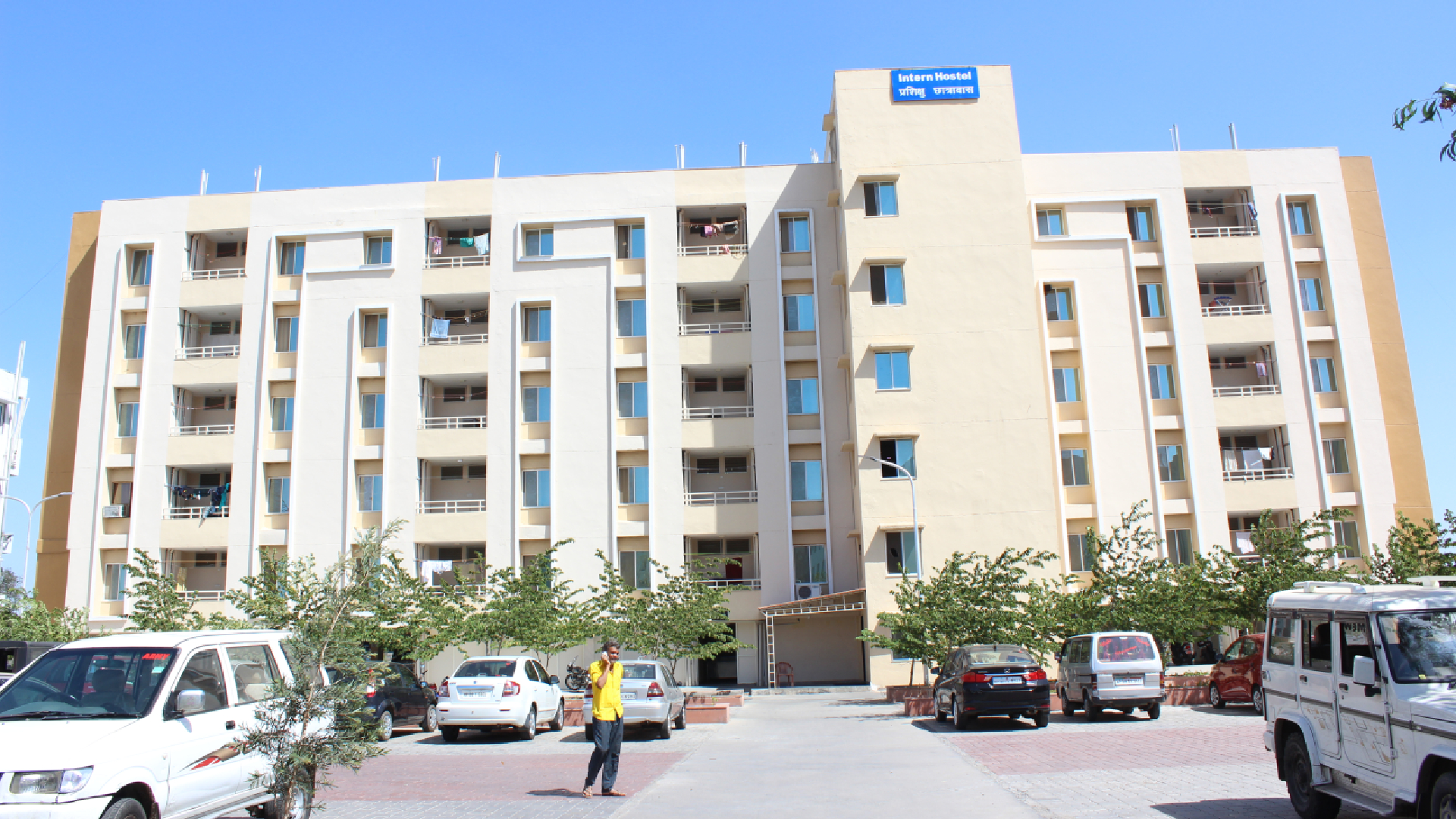 CU Bhopal Academic Building photo 4