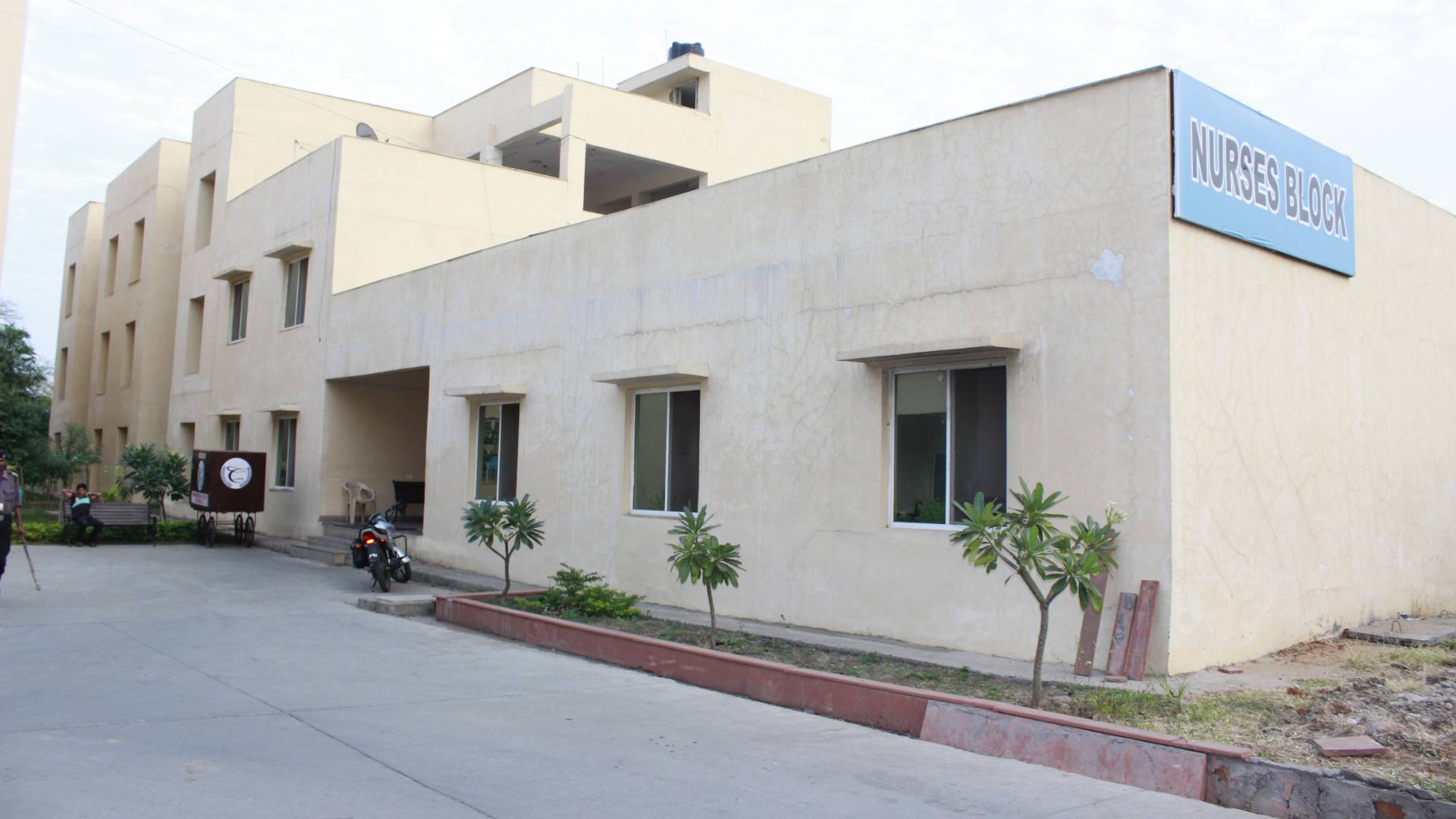 CU Bhopal Academic Building photo 8