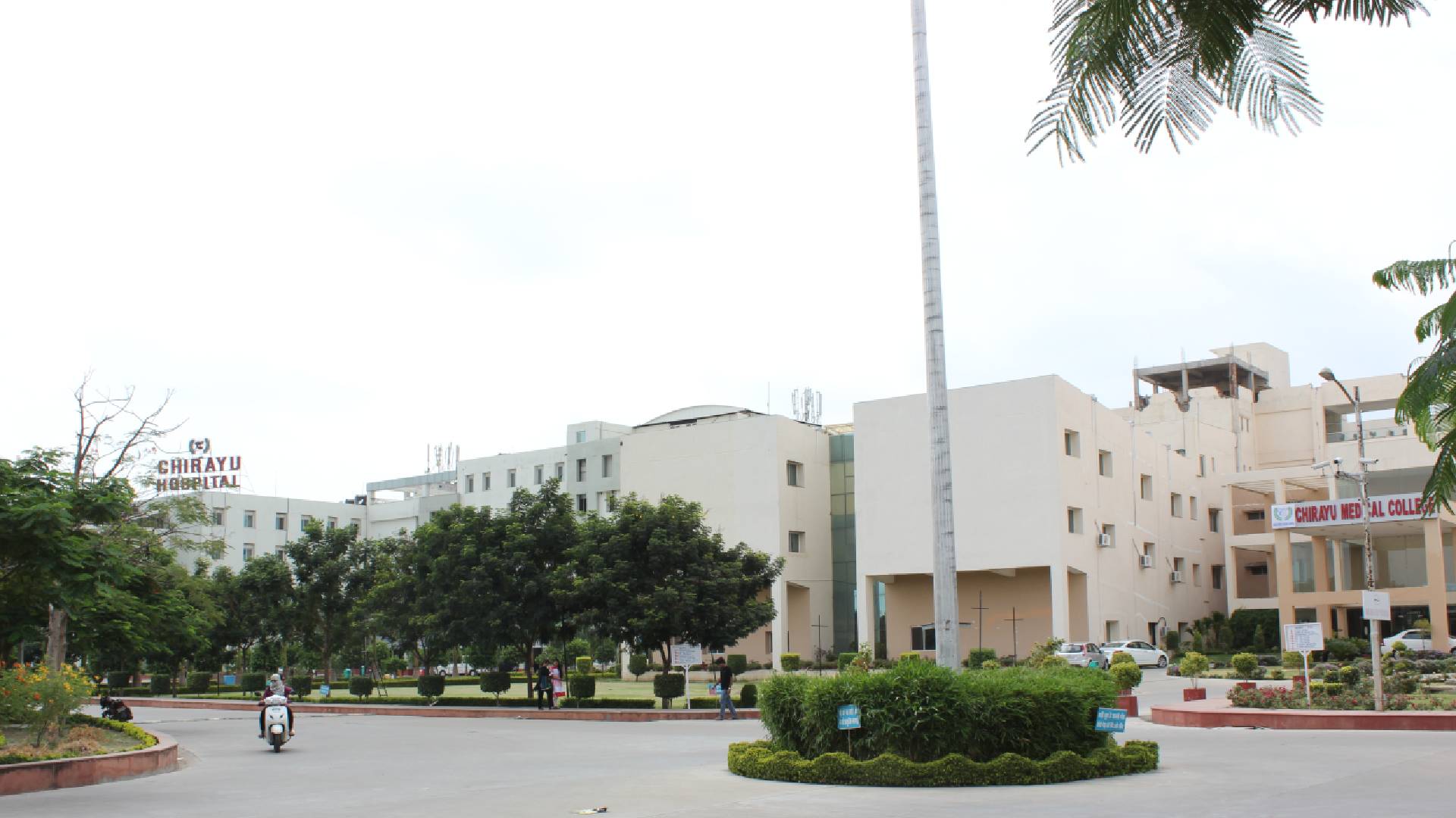 CU Bhopal Academic Building photo 5