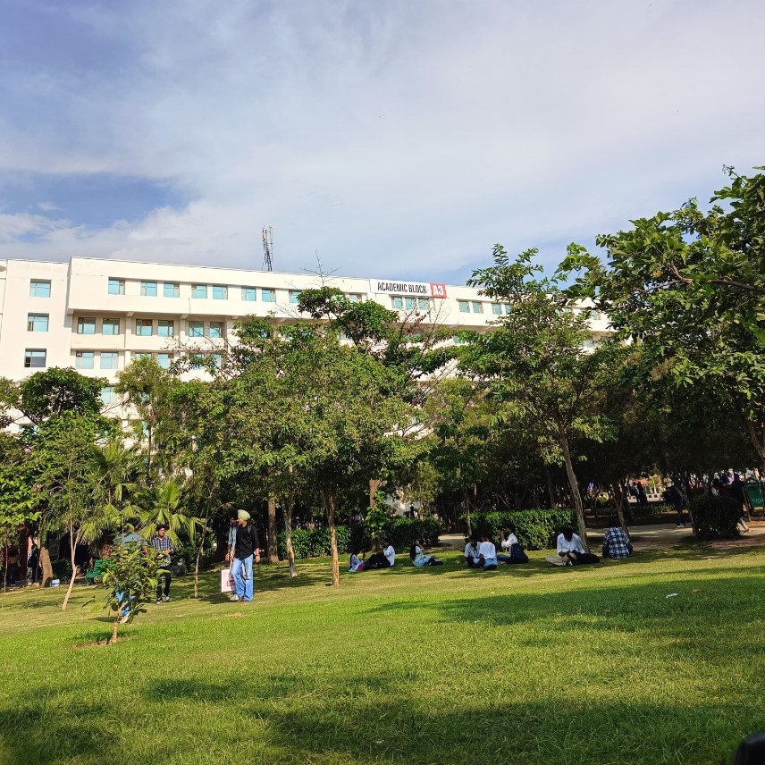 Chandigarh University Campus photo 8