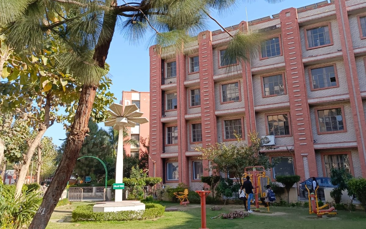 IIMT University Meerut Campus photo 23
