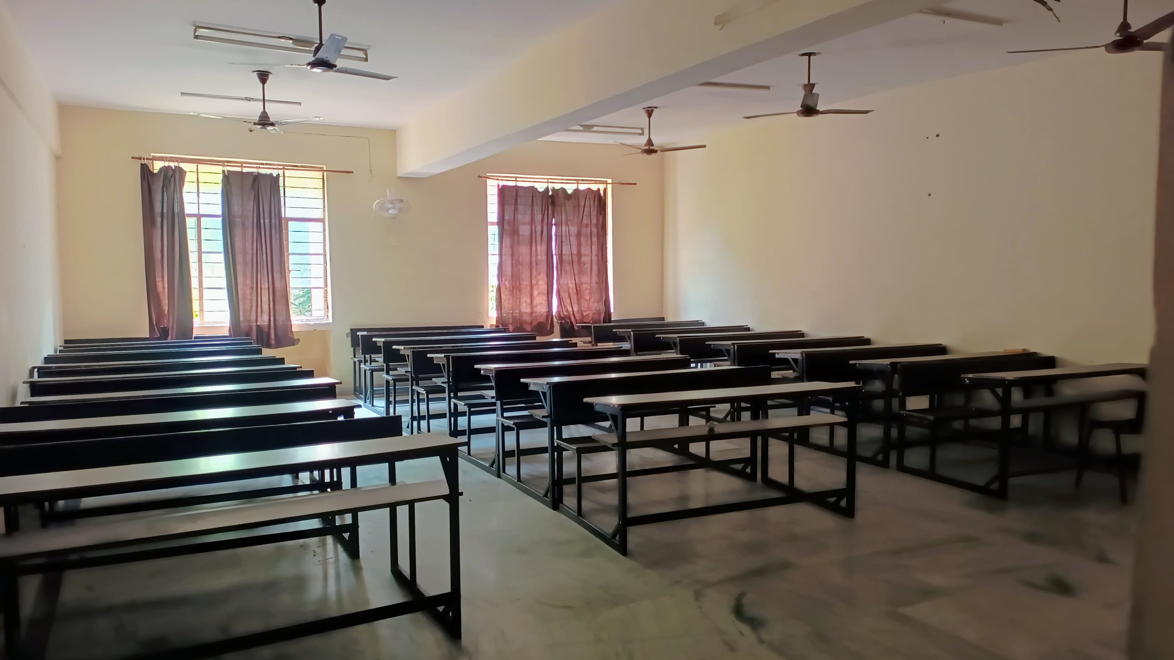 IIMT University Meerut Academic photo 5