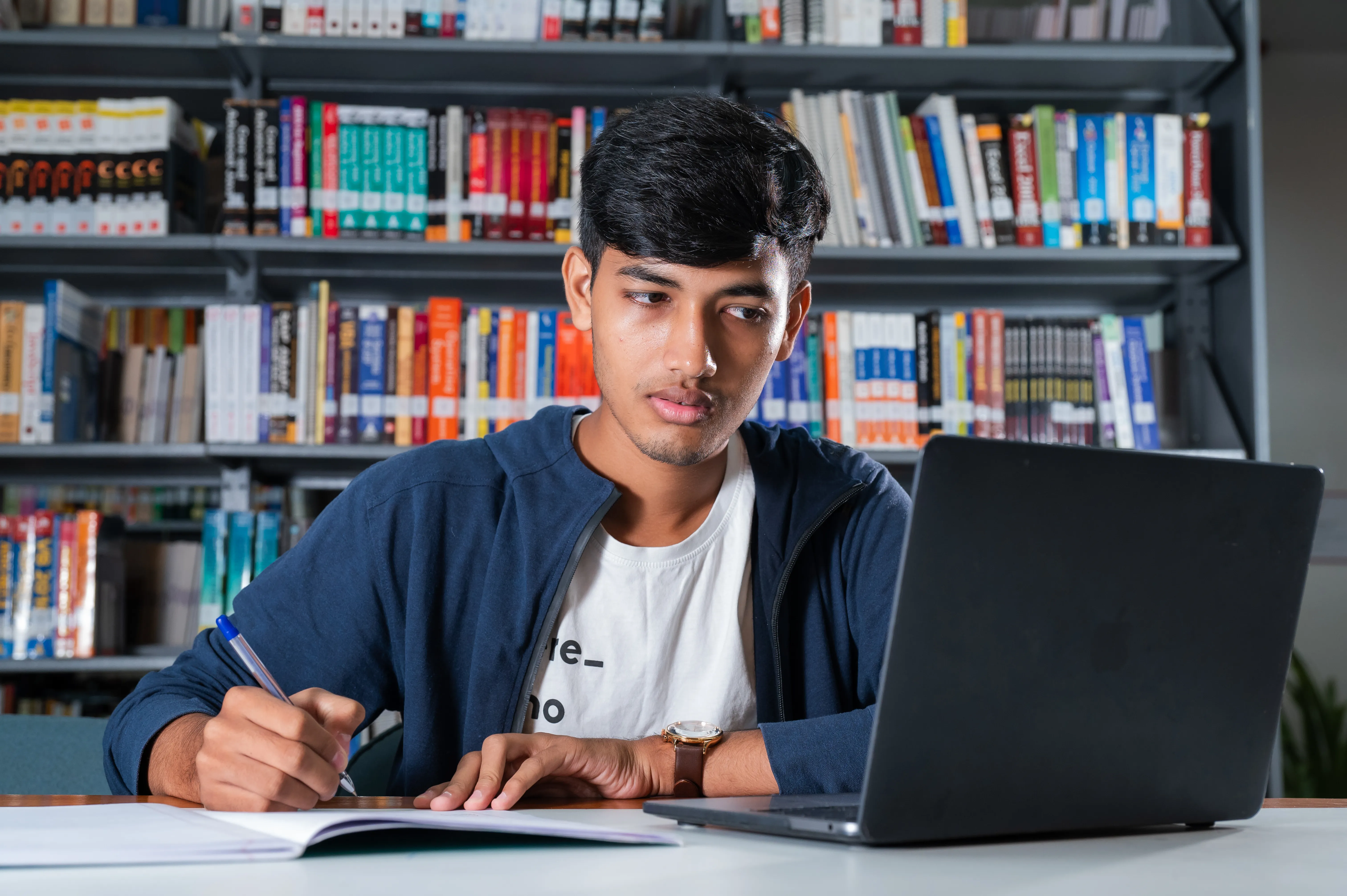 Auro University Surat Extra Curricular Activities photo 57
