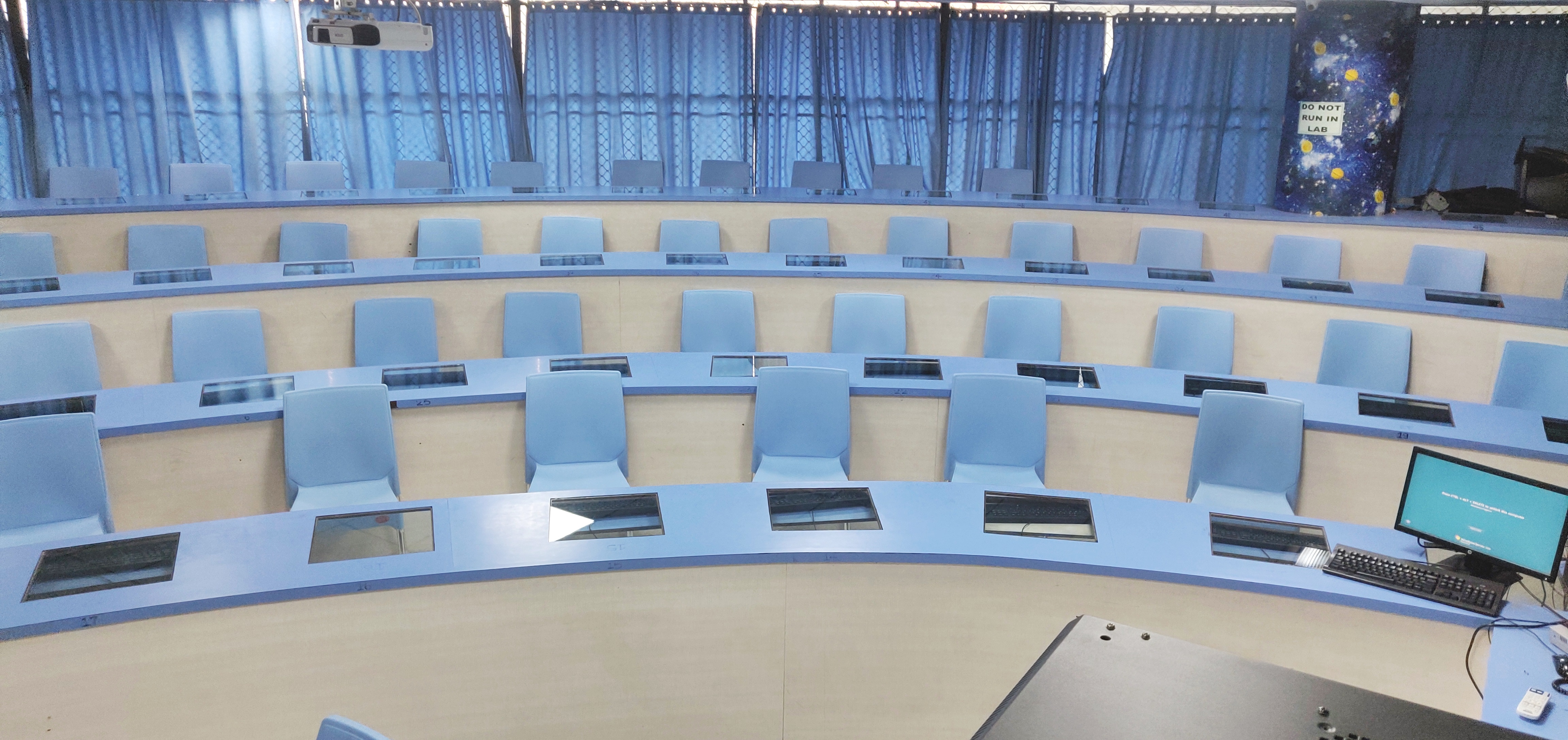 SNBP University Laboratory photo 1