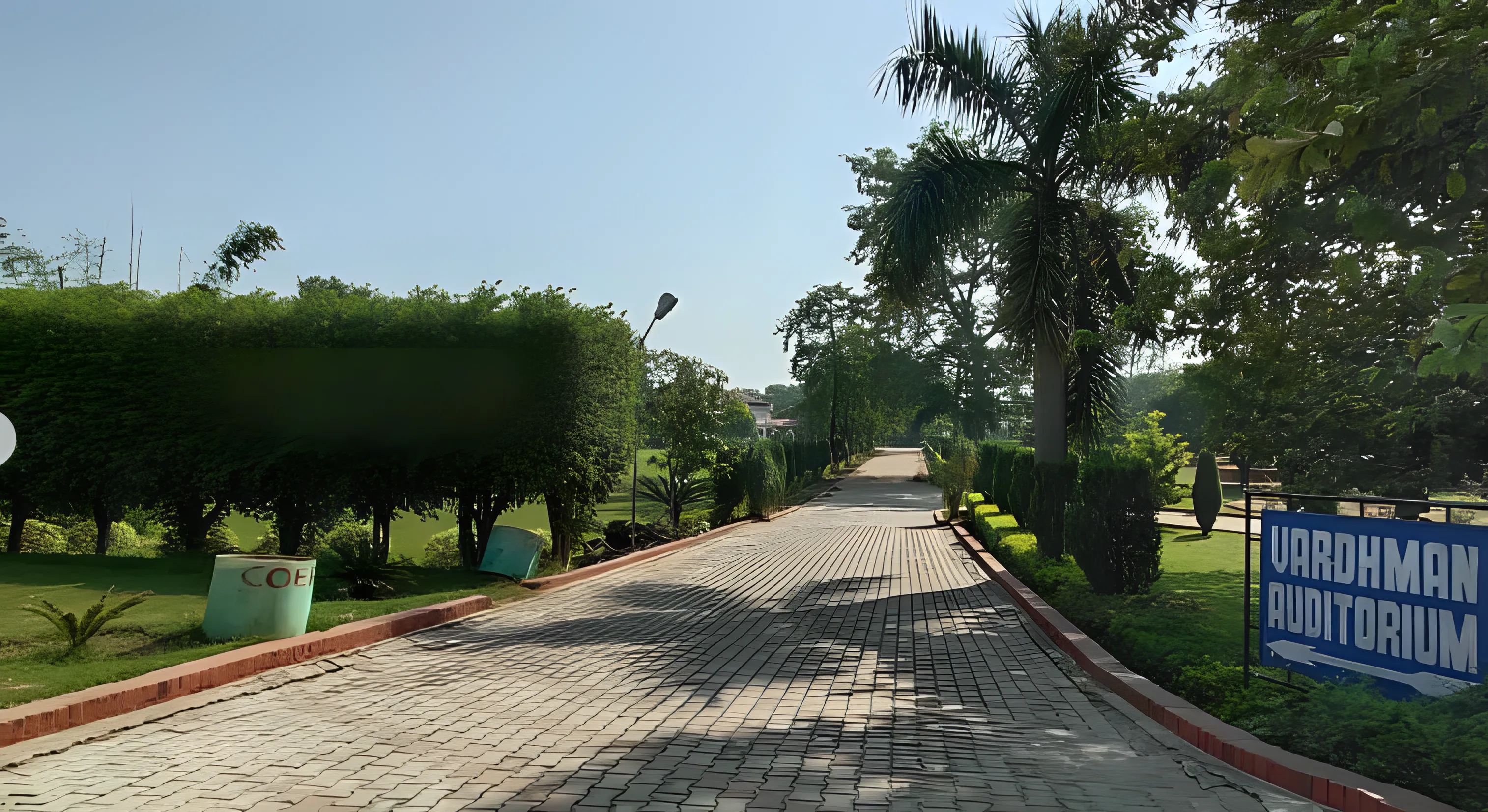 COER University campus photo 5