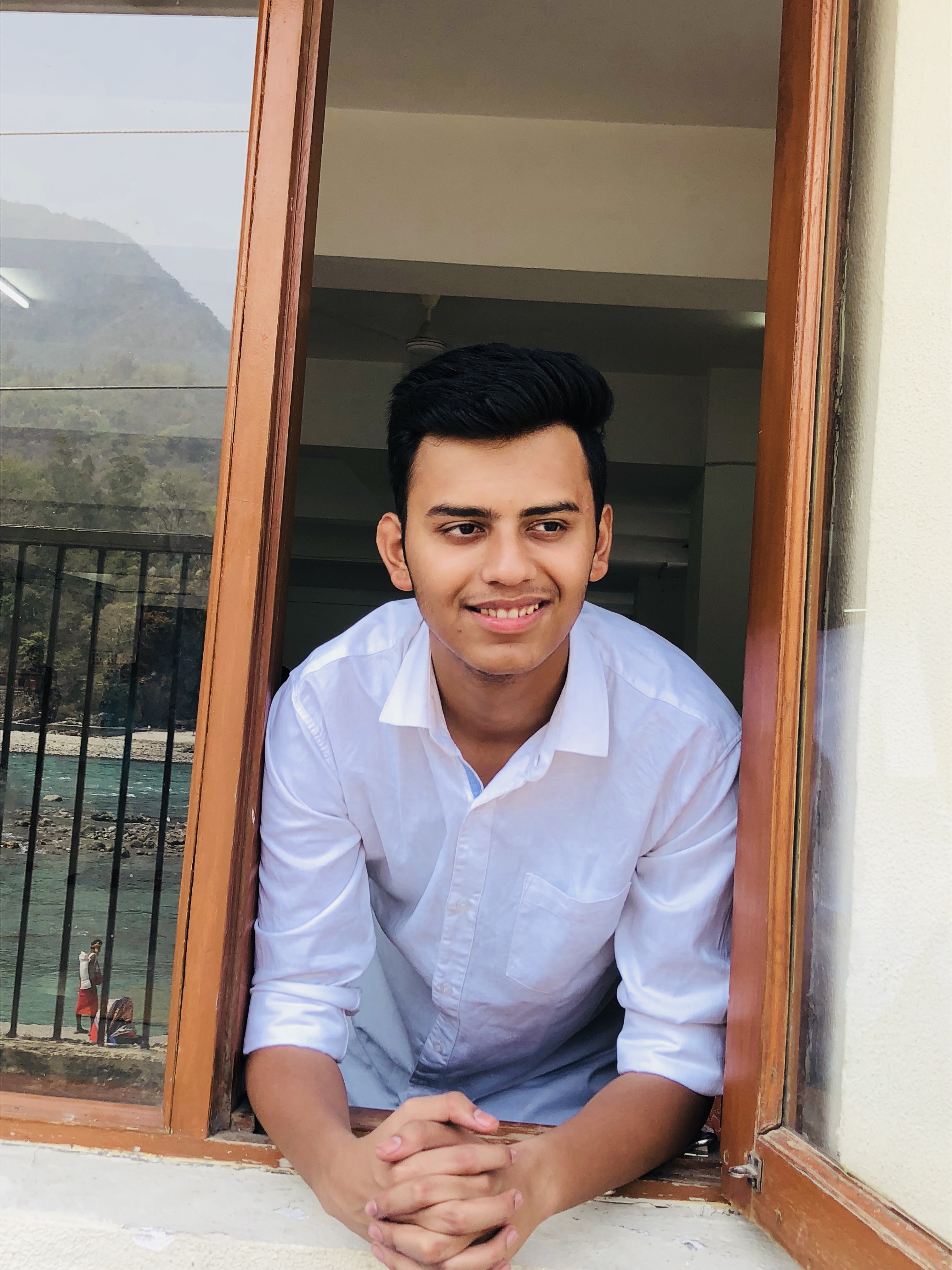 Abhinav lekhi