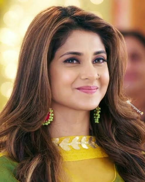 Charu tyagi