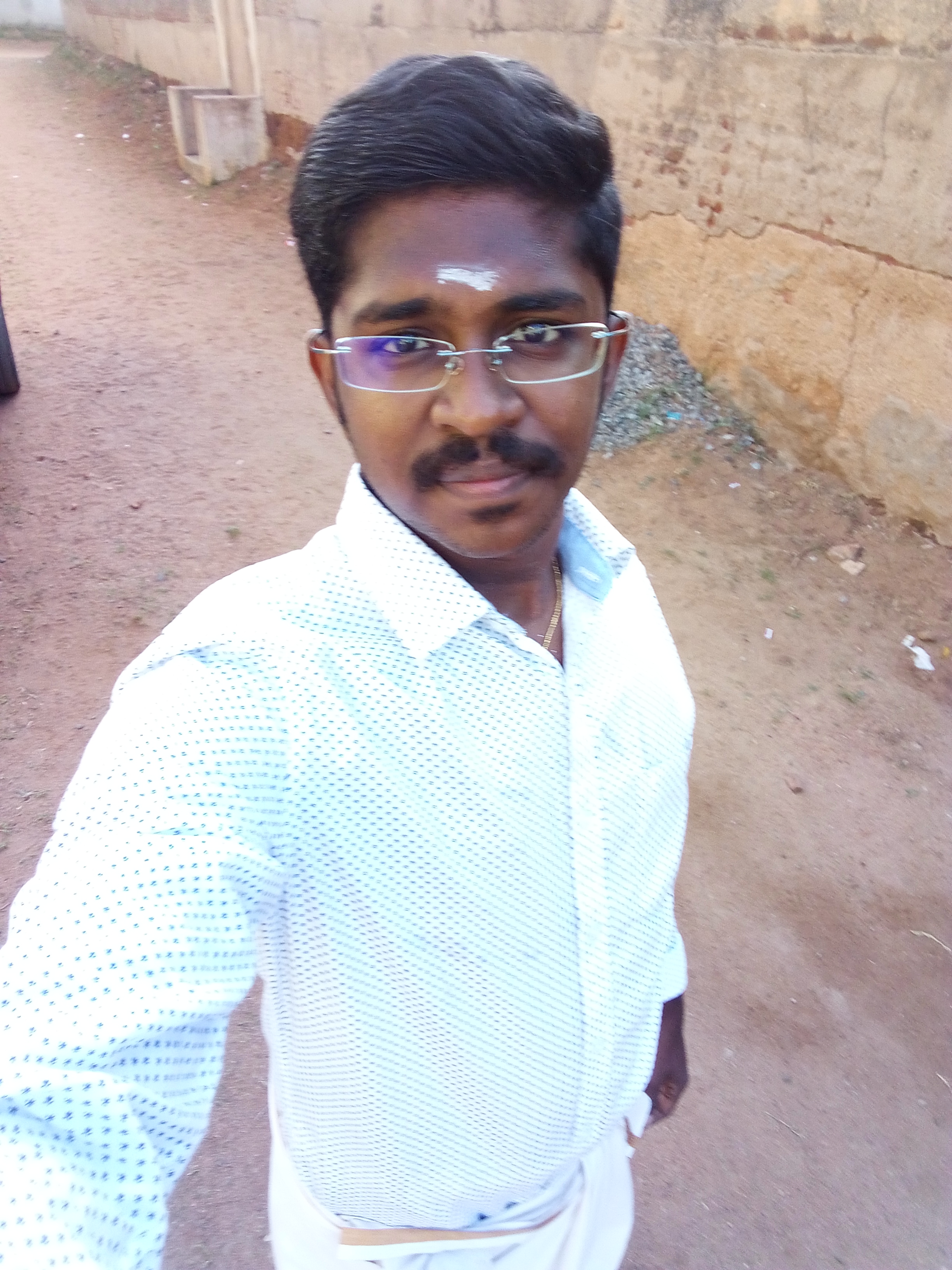 Shanmuganathan