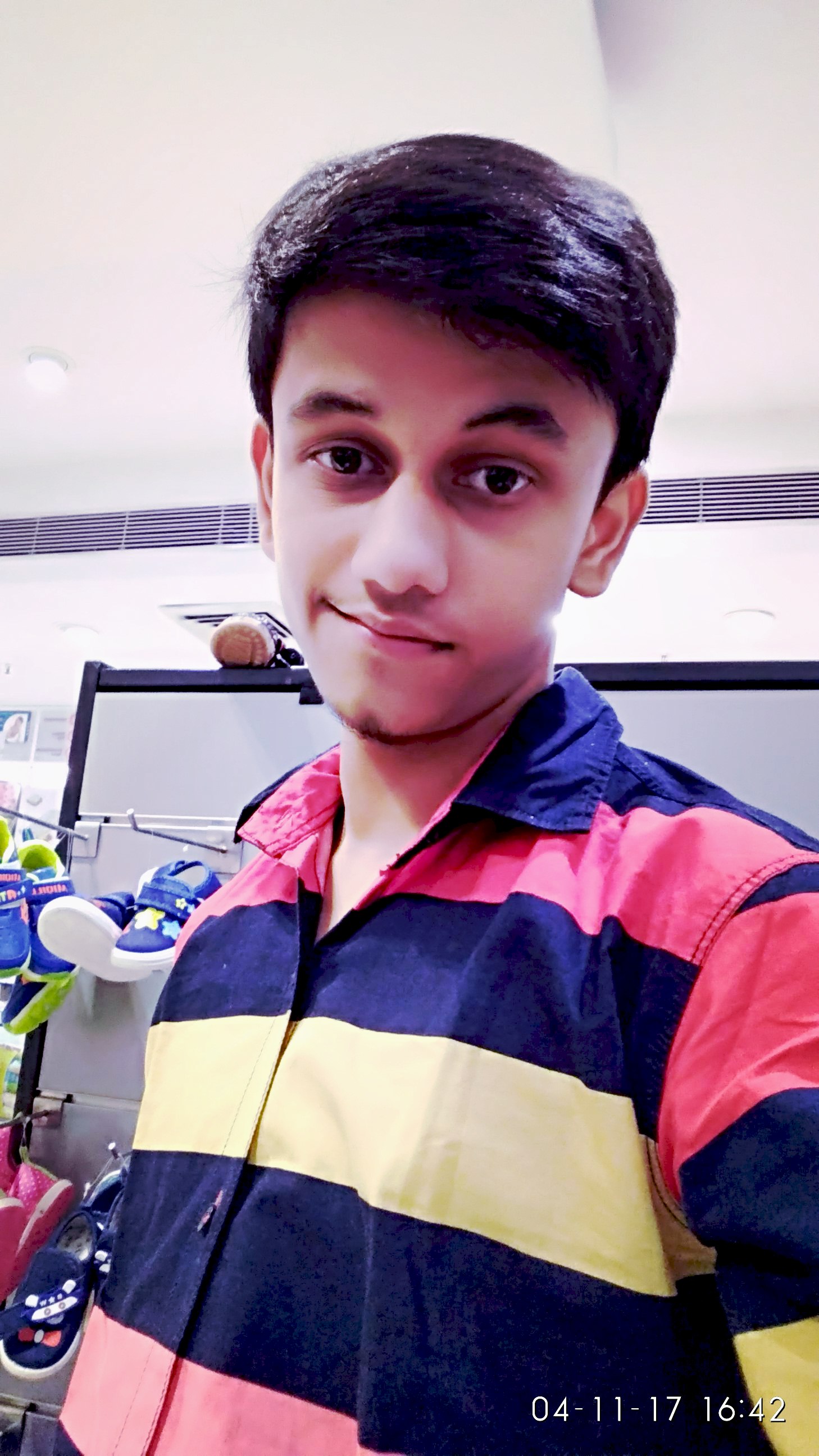 SARCHIT GUPTA