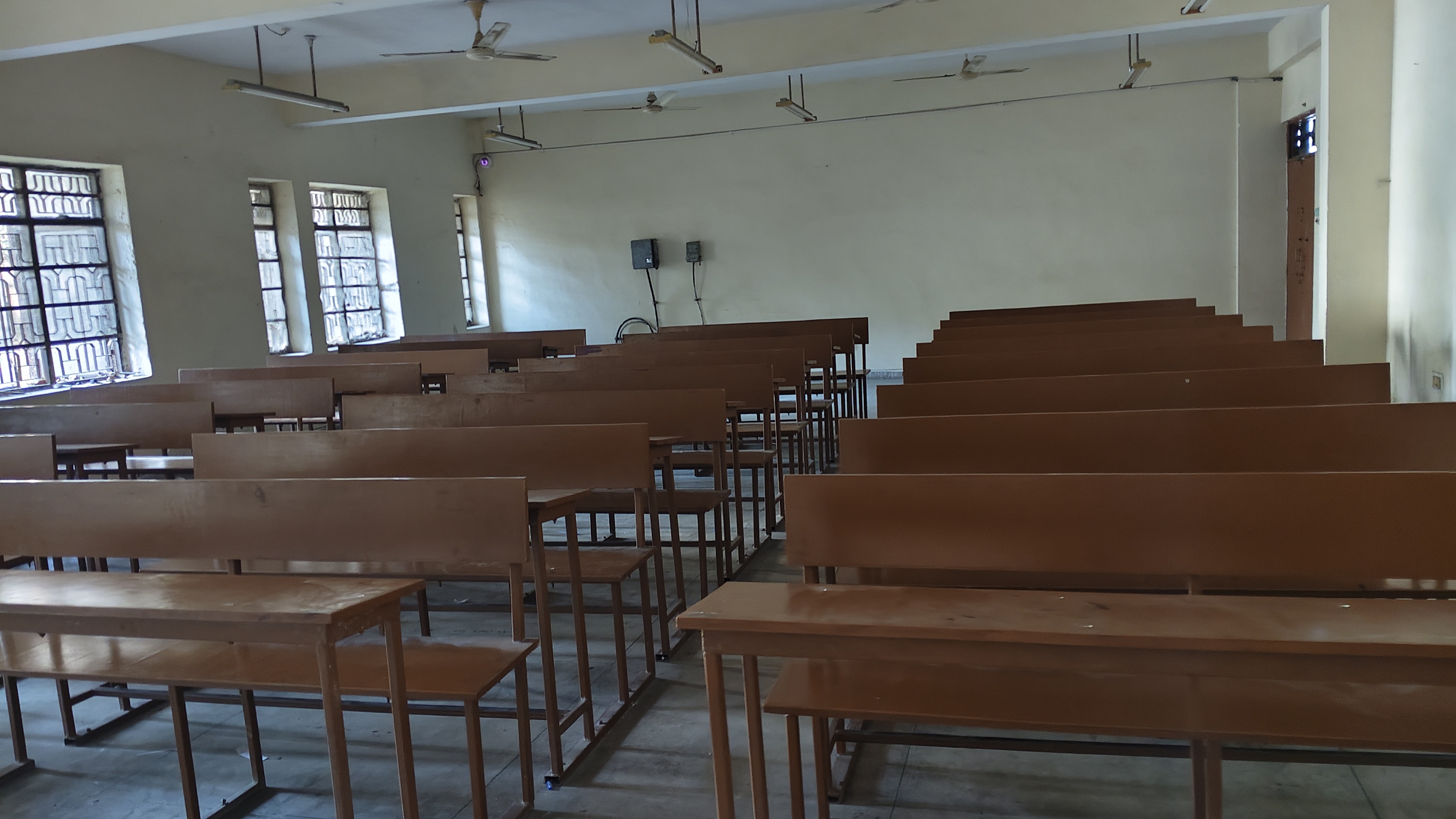 IET Lucknow Classroom media (9) by 1770041713_IMG_20251206_135556-RiteshGupta.jpg