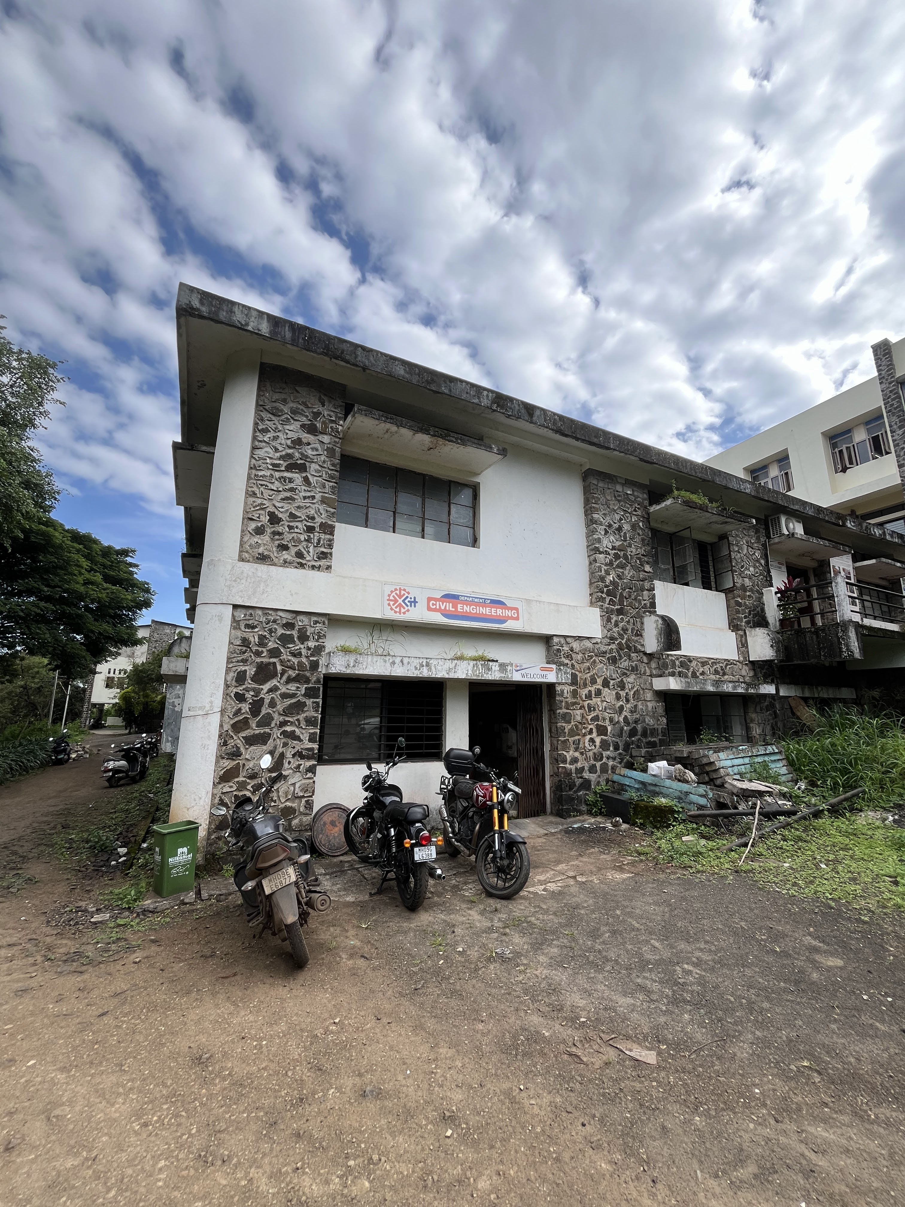 BHU Academic Block- Main Building media (12) by 1770043362_CampusBuilding.jpg