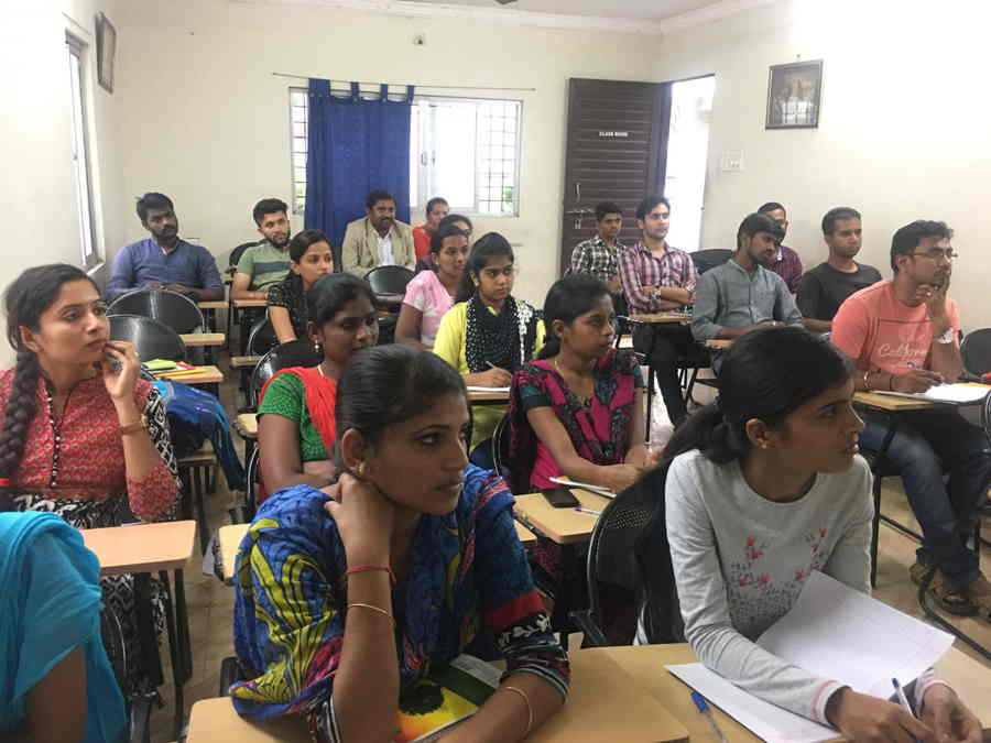 Bharat IAS & KAS Coaching Institute Bharat IAS and KAS Coaching Institute photo 3