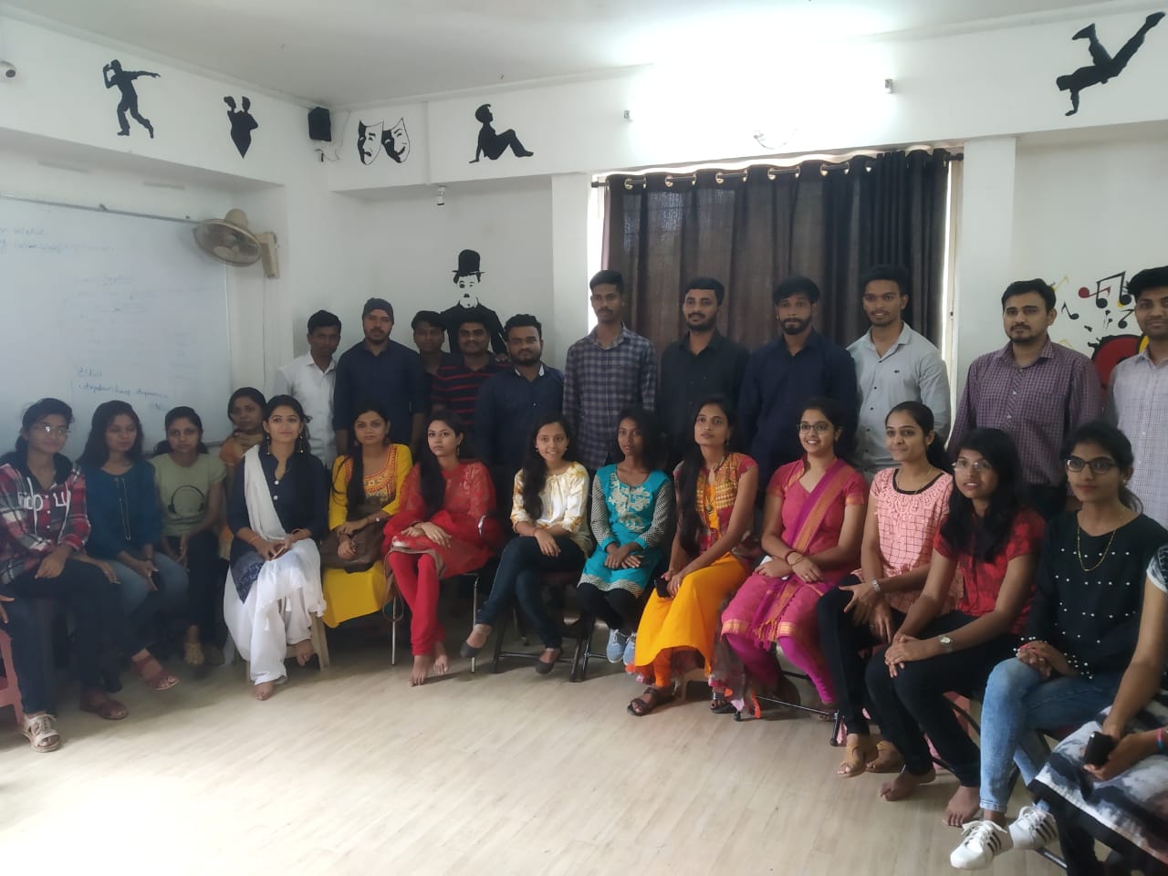 NEET Academy Images of Classroom photo 4