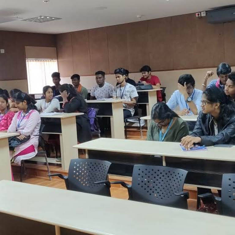 SSB Global Academy classroom photo 1