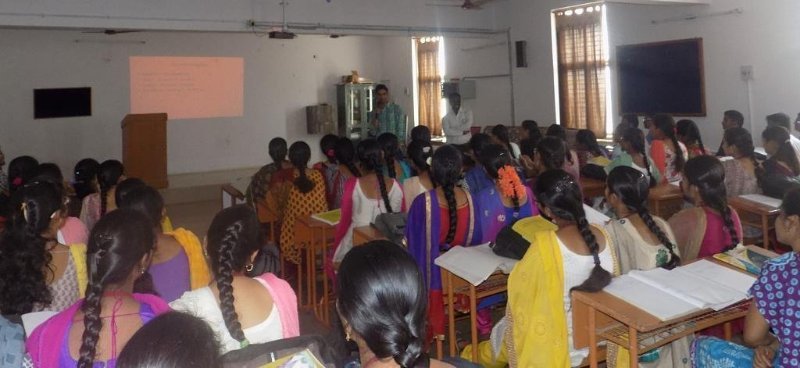 6Benches Classroom photo 1