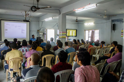 Sathish Yellanki Institute of Software Solutions Yellanki Institute photo 2