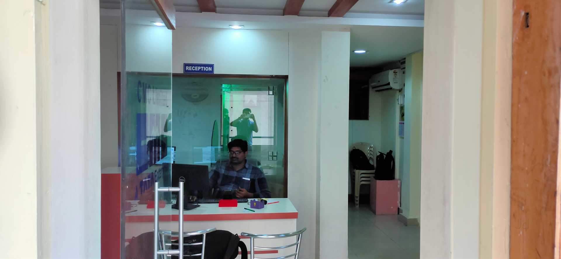 Sathish Yellanki Institute of Software Solutions Yellanki Institute photo 3