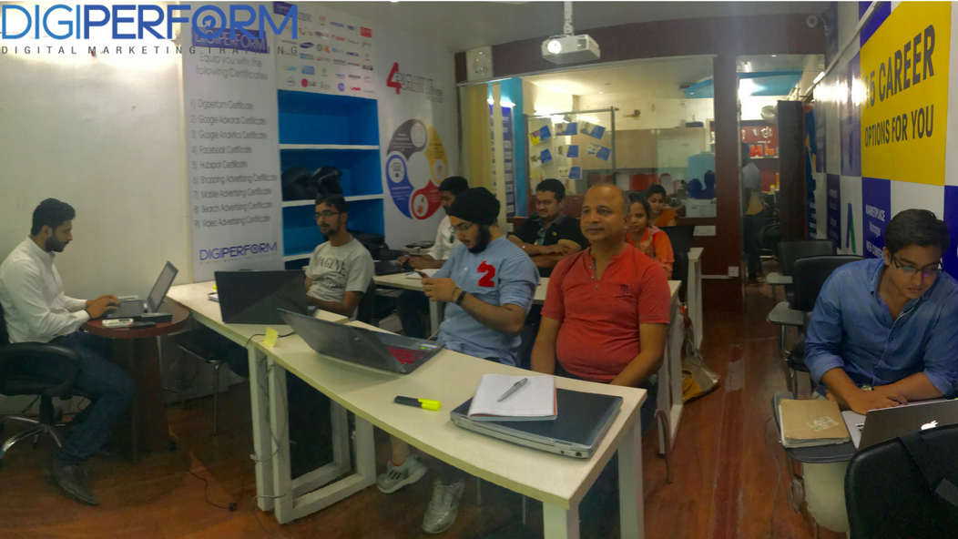 Digiperform - Digital Marketing Course in Delhi, Connaught Place Digiperform Classroom photo 4