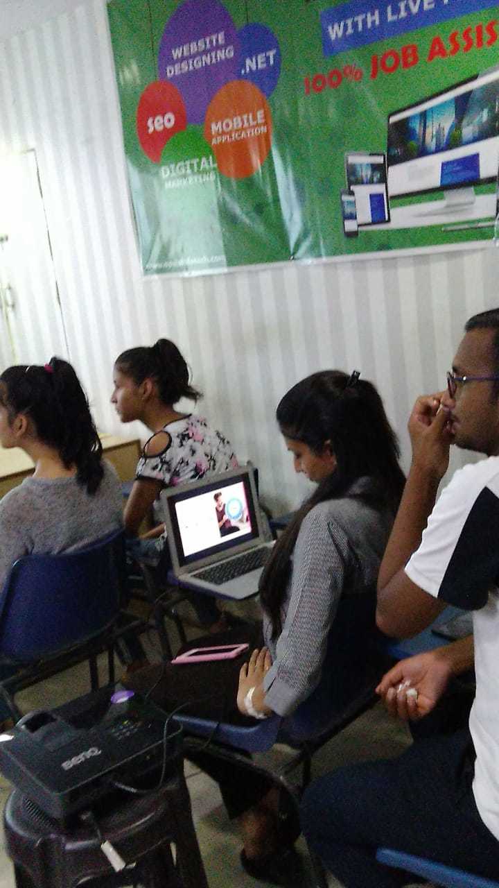 Apzle Infotech Institute photo 1