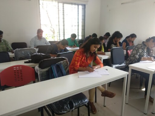 Spark Training - Peopleclick Bigdata Spark Training - Peopleclick photo 1