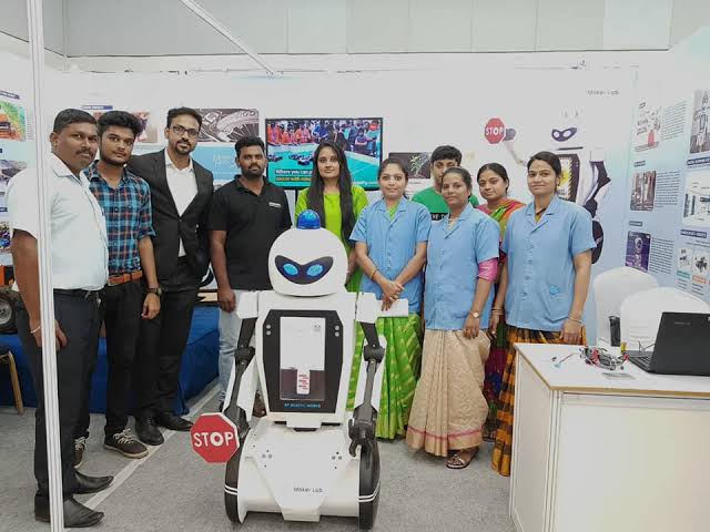 SP Robotics Maker Lab Robotic makers lab photo 1