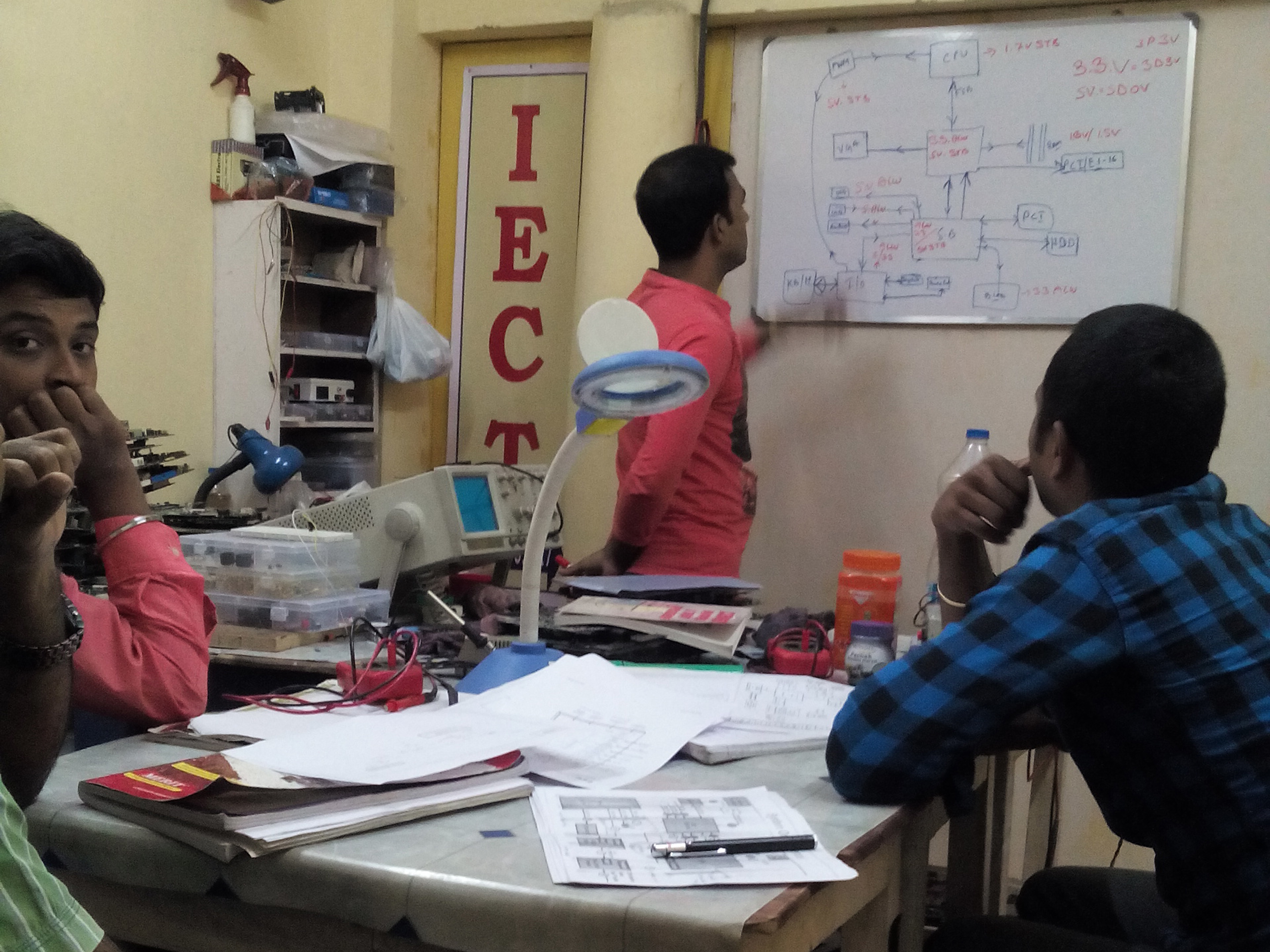 IECT Advance Chip Level Lab photo 1