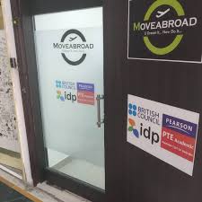 Moveabroad Images photo 2