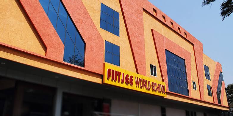 FIITJEE Pictures photo 1