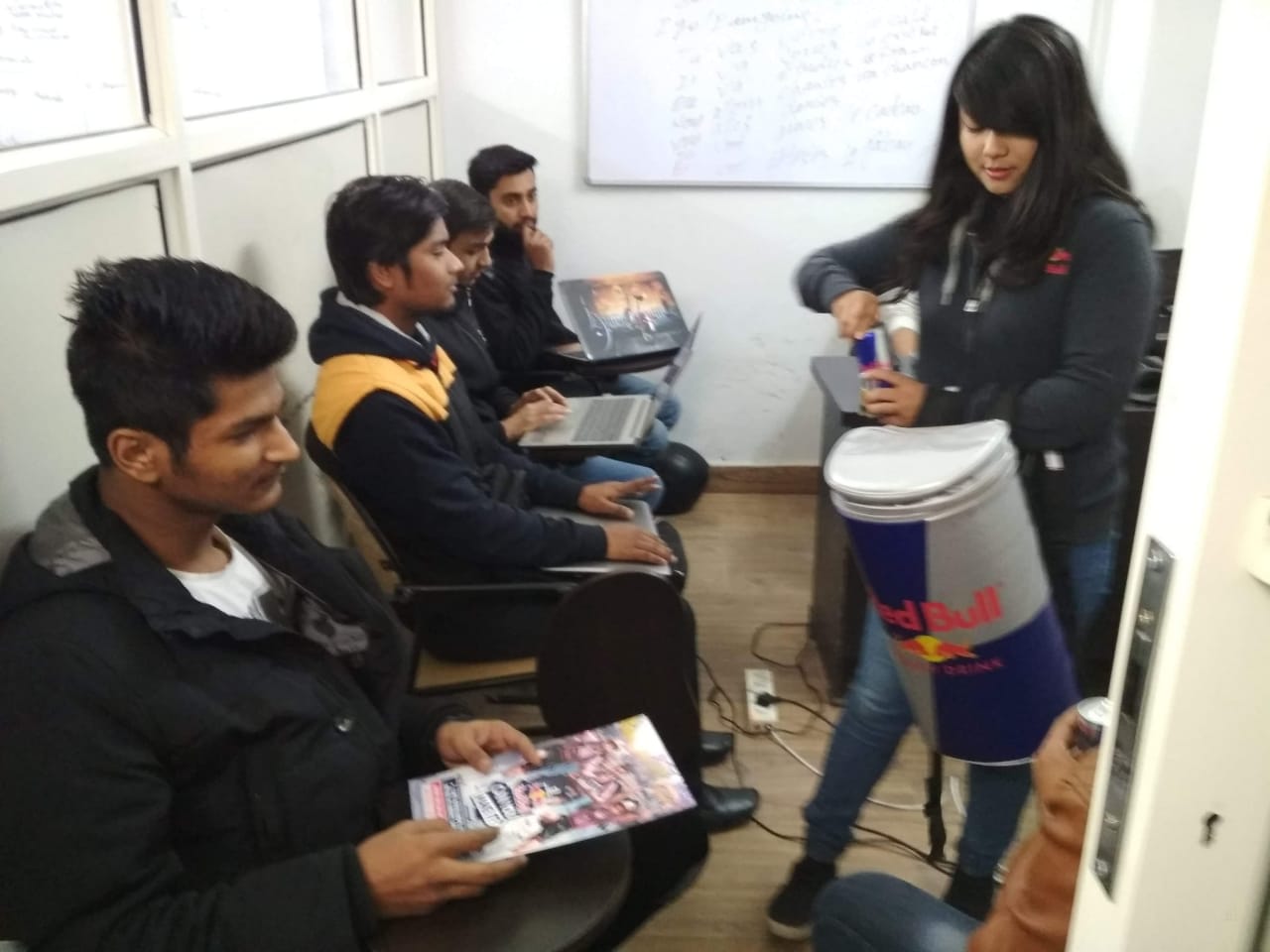 Toppers Mind Pictures photo 1