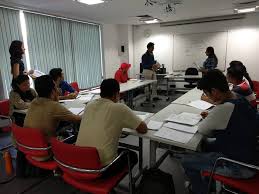 Instituto Hispania classroom photo 1