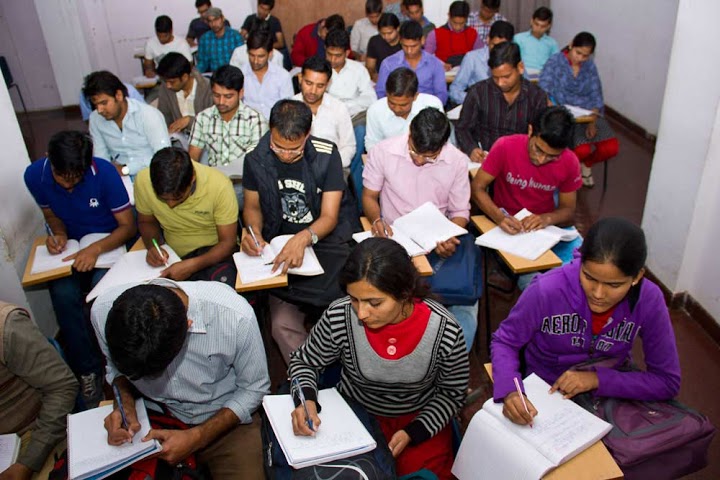 Motivation Classes Pvt. Ltd Pictures photo 2