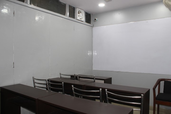 Kapoor Coaching Academy Pictures photo 3