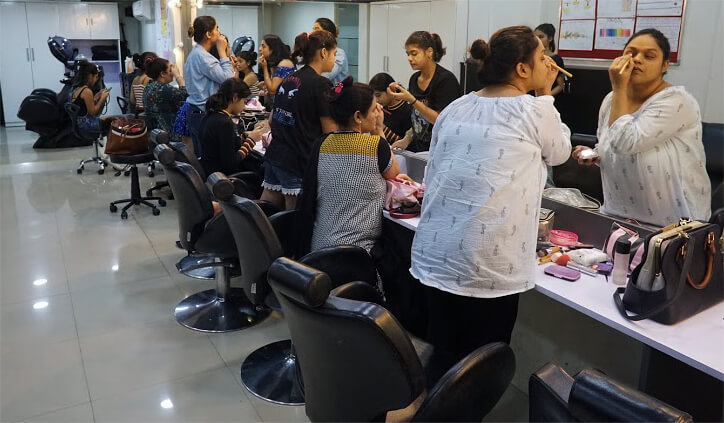 Lakme Academy Lakme Academy Preet Vihar - Makeup Artist Training center photo 1