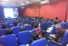 Vinod Gupta Classes Vinod Gupta Classes photo 3